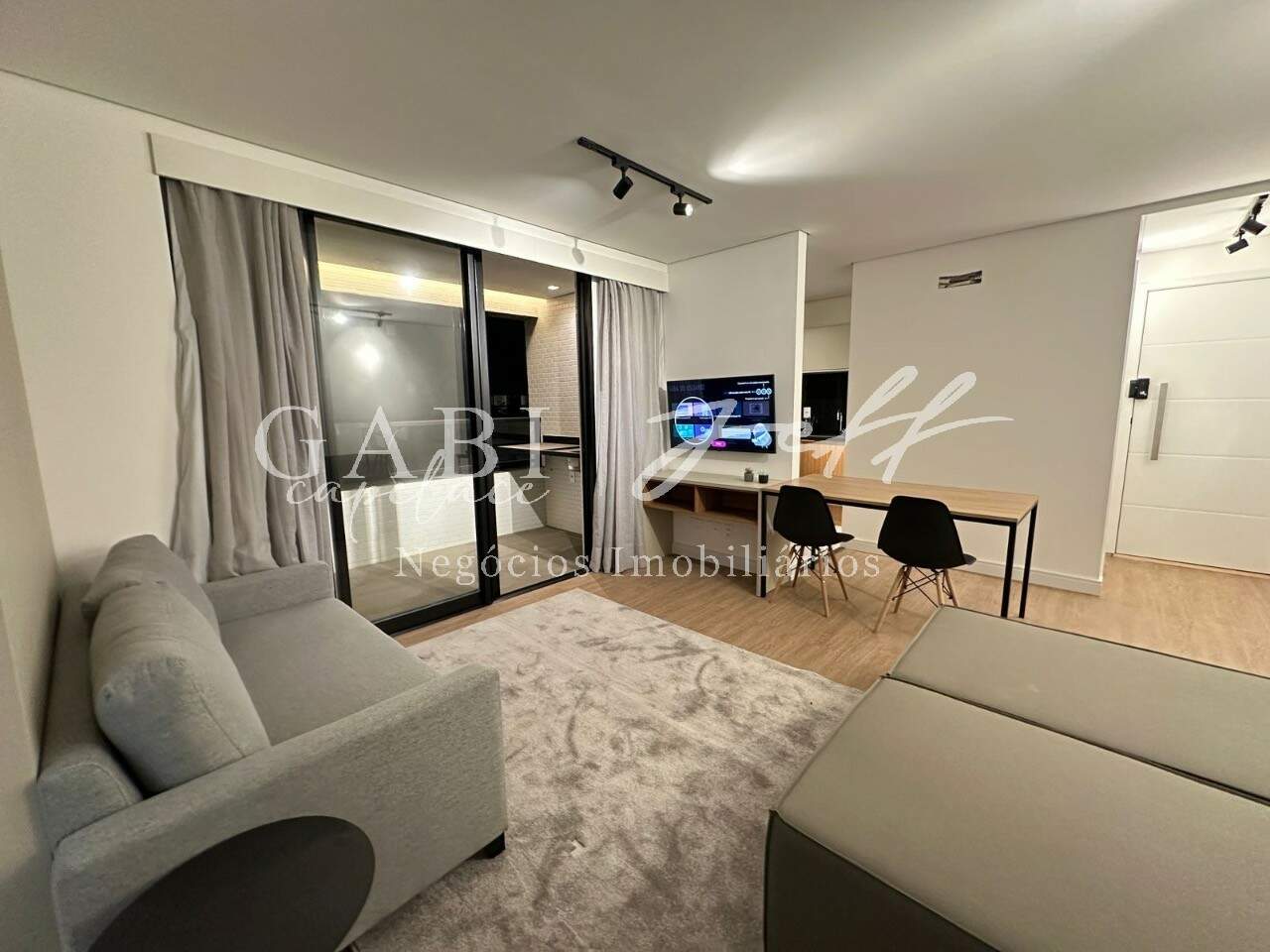 Apartamento à venda no Ponta da Praia: Foto 01