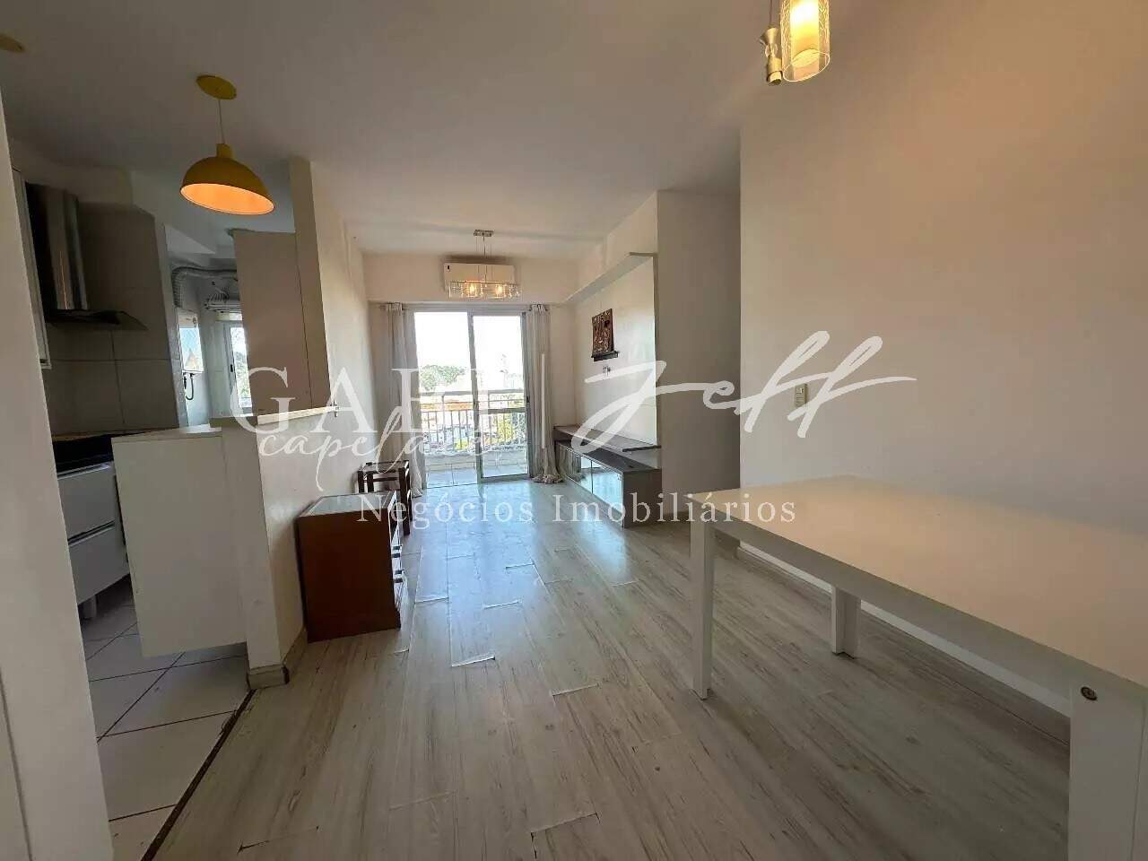 Apartamento à venda no MARAPÉ: