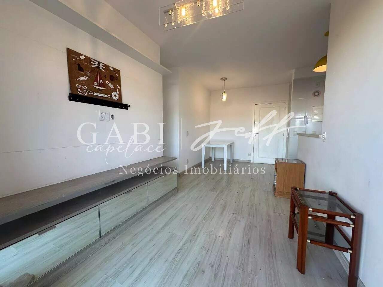 Apartamento à venda no MARAPÉ: 
