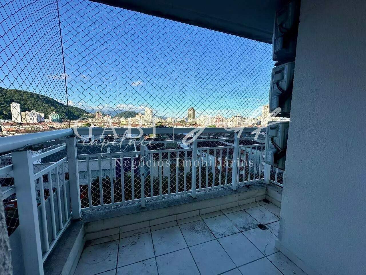 Apartamento à venda no MARAPÉ: 
