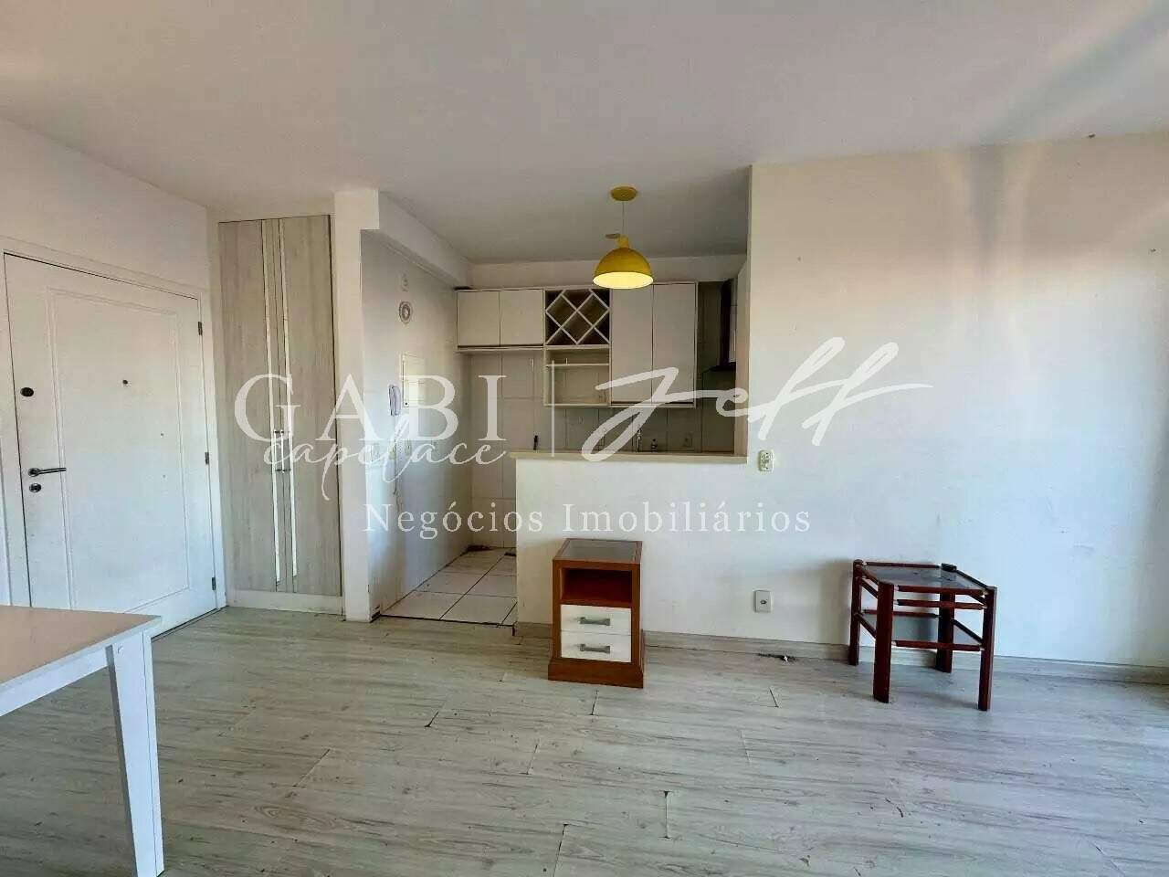 Apartamento à venda no MARAPÉ: 