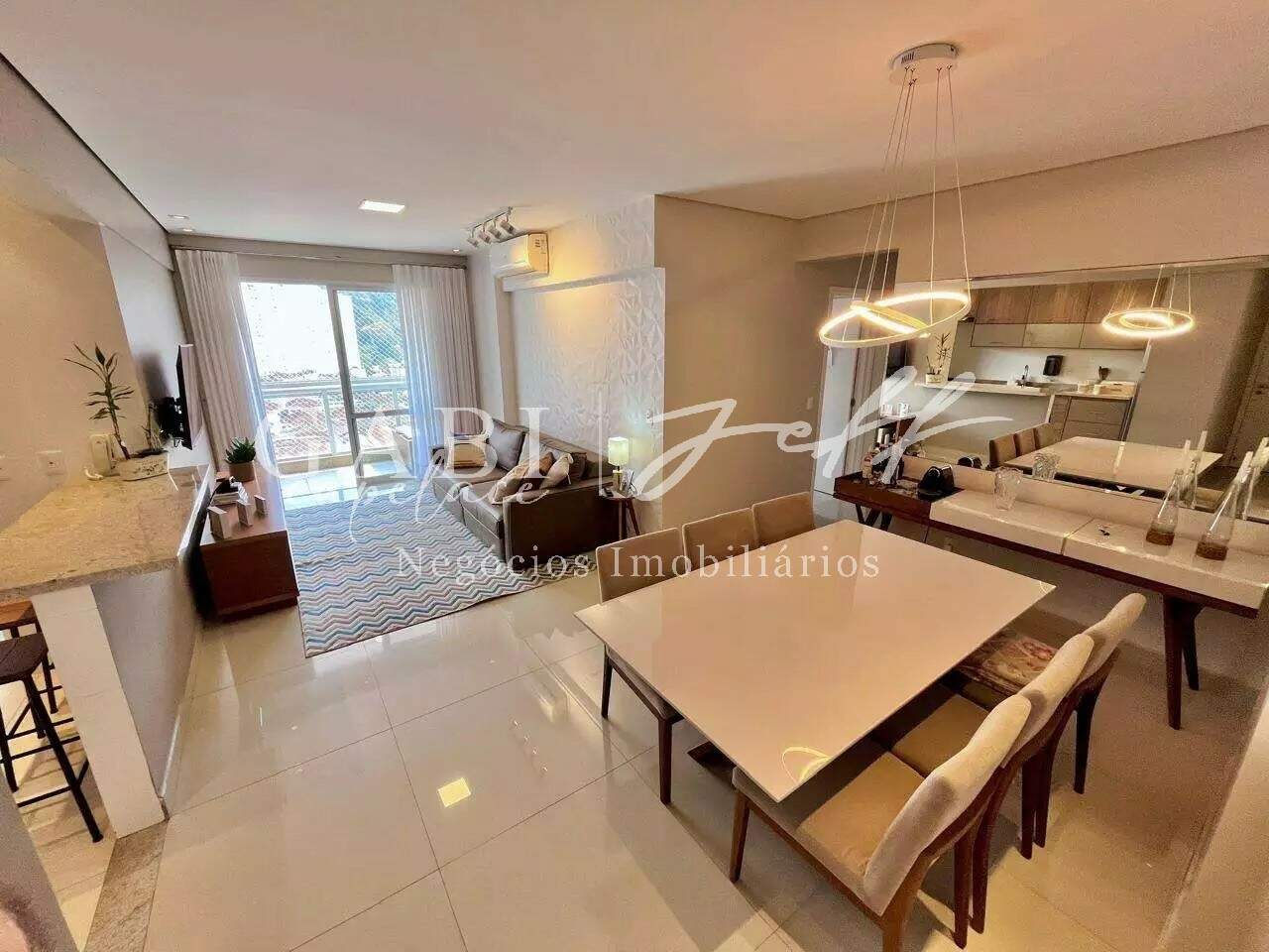 Apartamento à venda no CAMPO GRANDE: 
