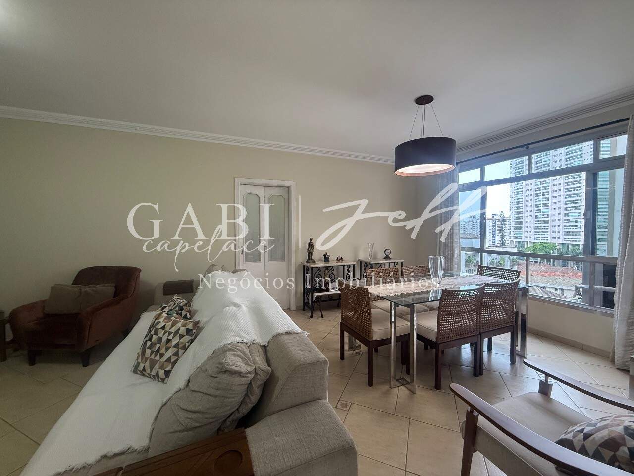Apartamento à venda no Ponta da Praia: 