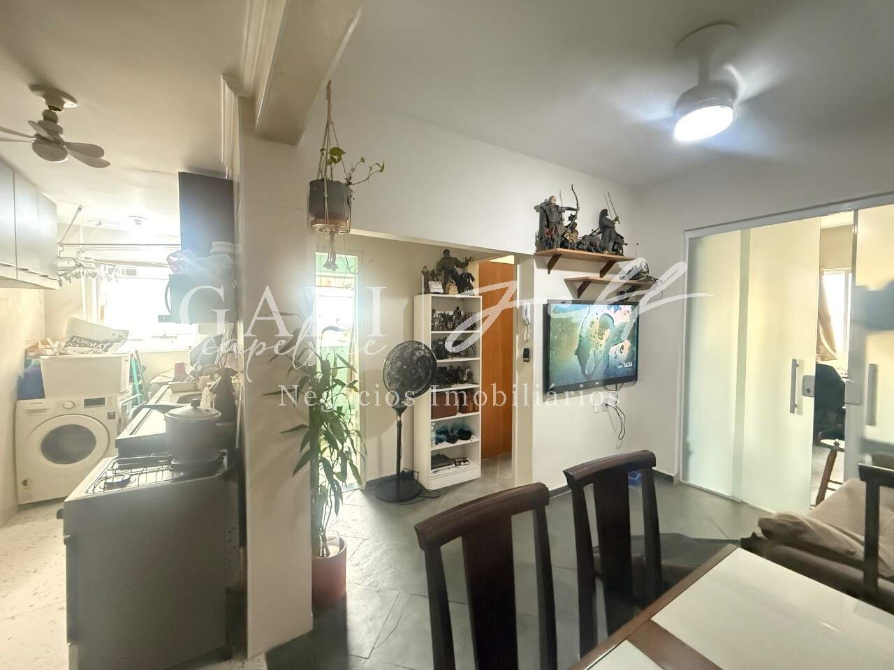 Apartamento à venda no EMBARÉ: Foto 01