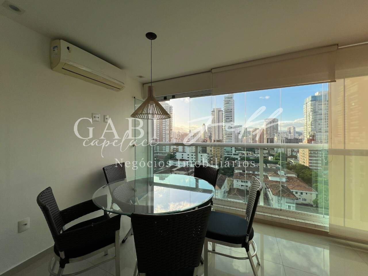 Apartamento à venda no EMBARÉ: