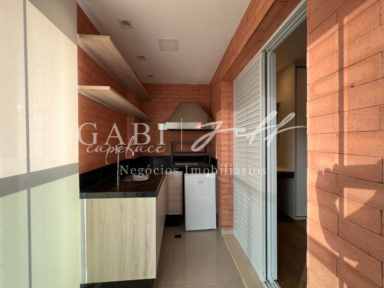 Apartamento à venda no EMBARÉ: