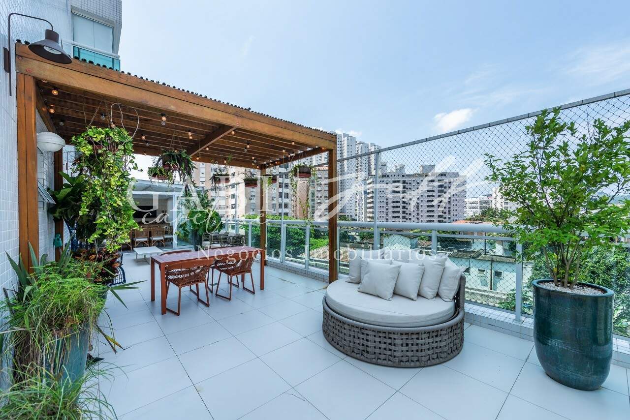 Apartamento à venda no Ponta da Praia: