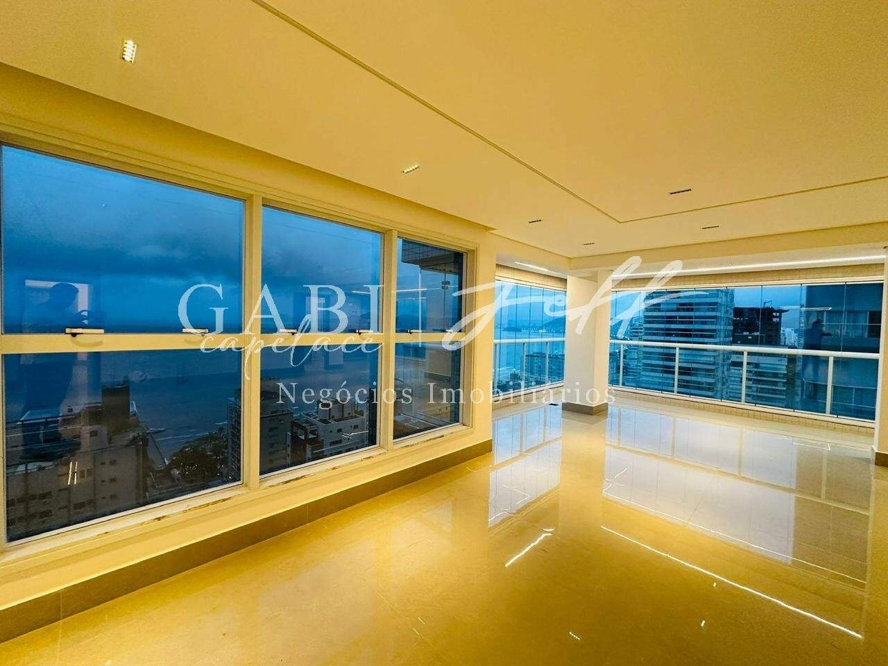 Apartamento à venda no Aparecida: Foto 01