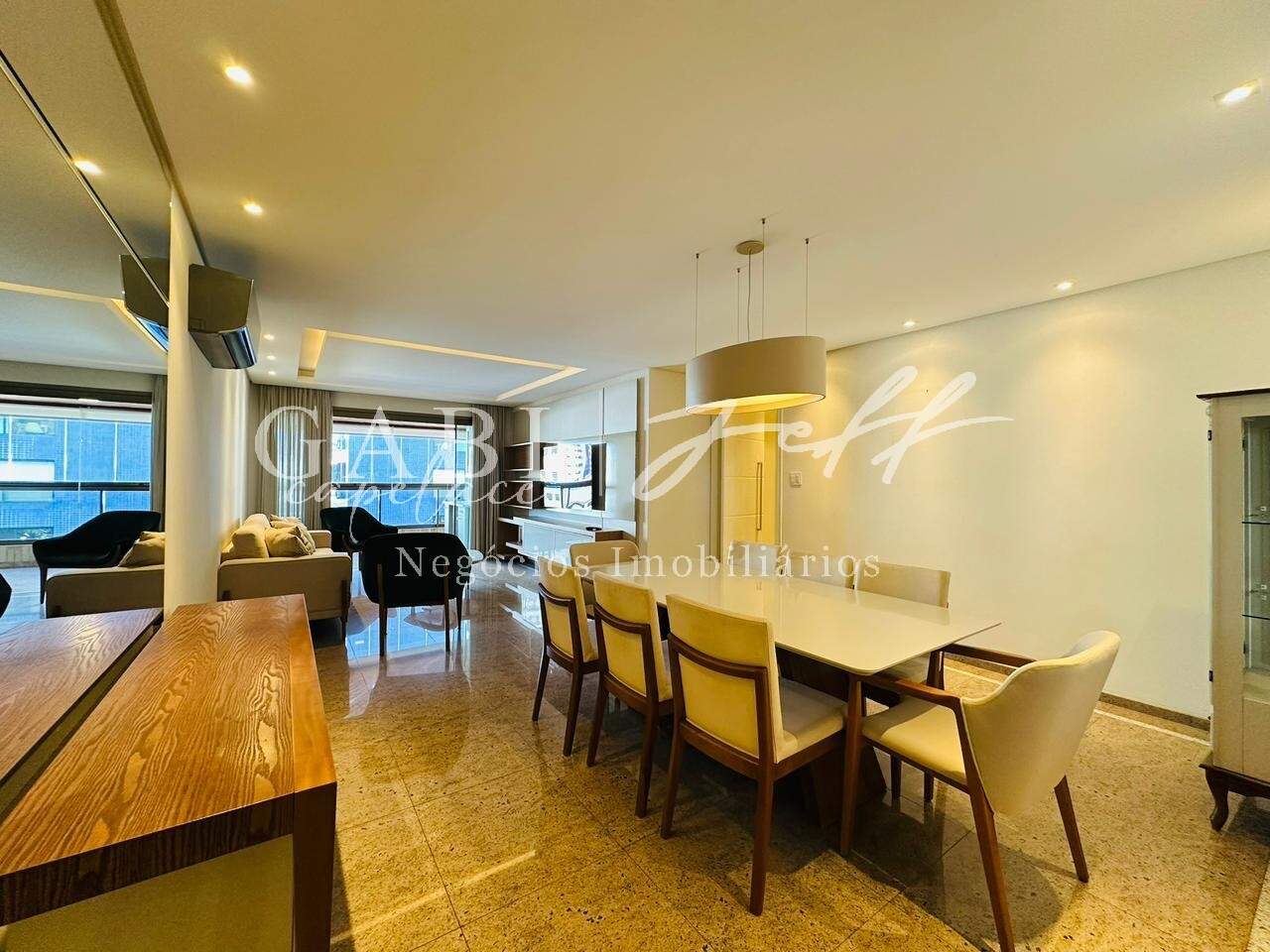 Apartamento à venda no Ponta da Praia: Foto 01