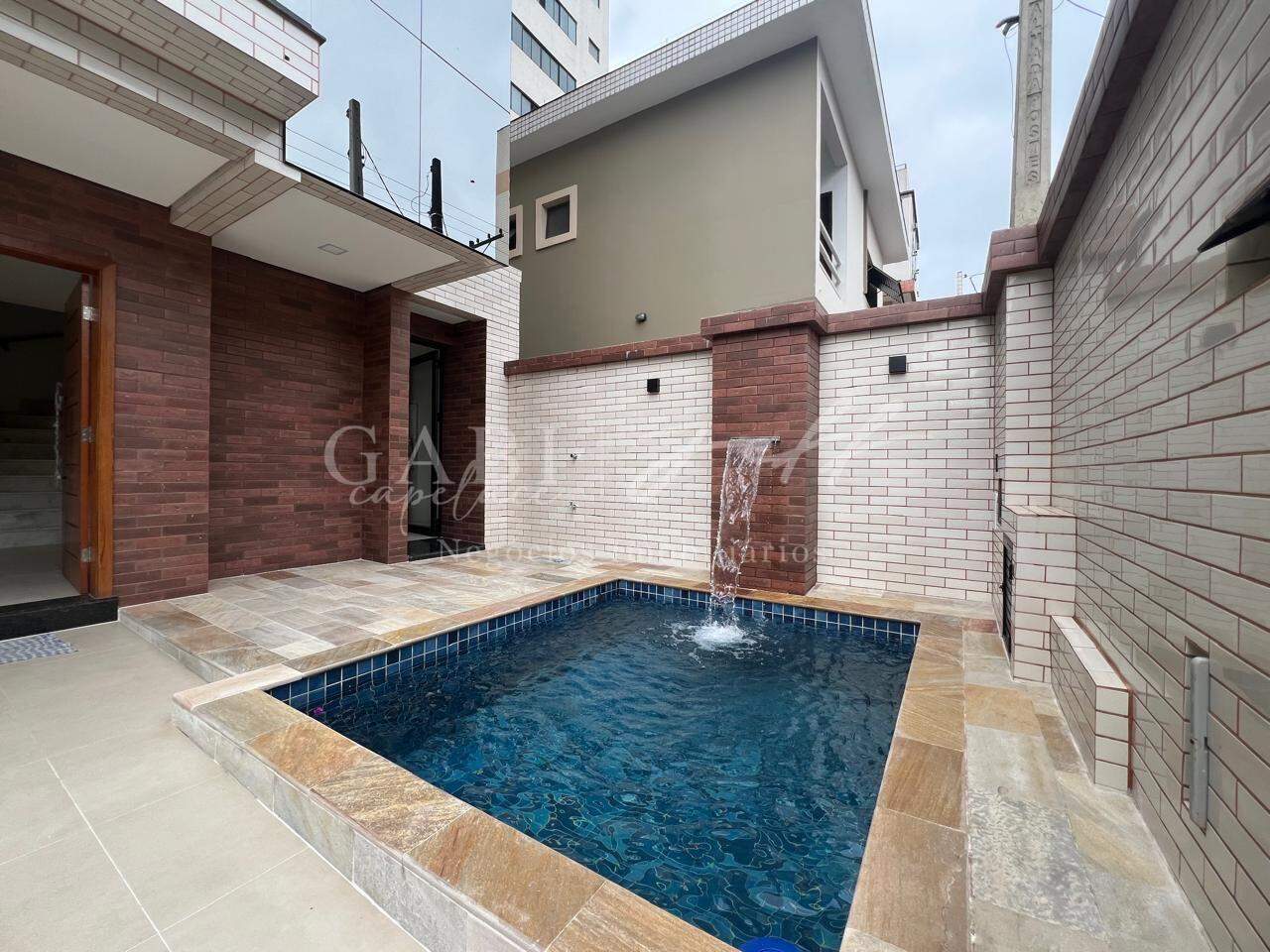 Casa à venda no Ponta da Praia: