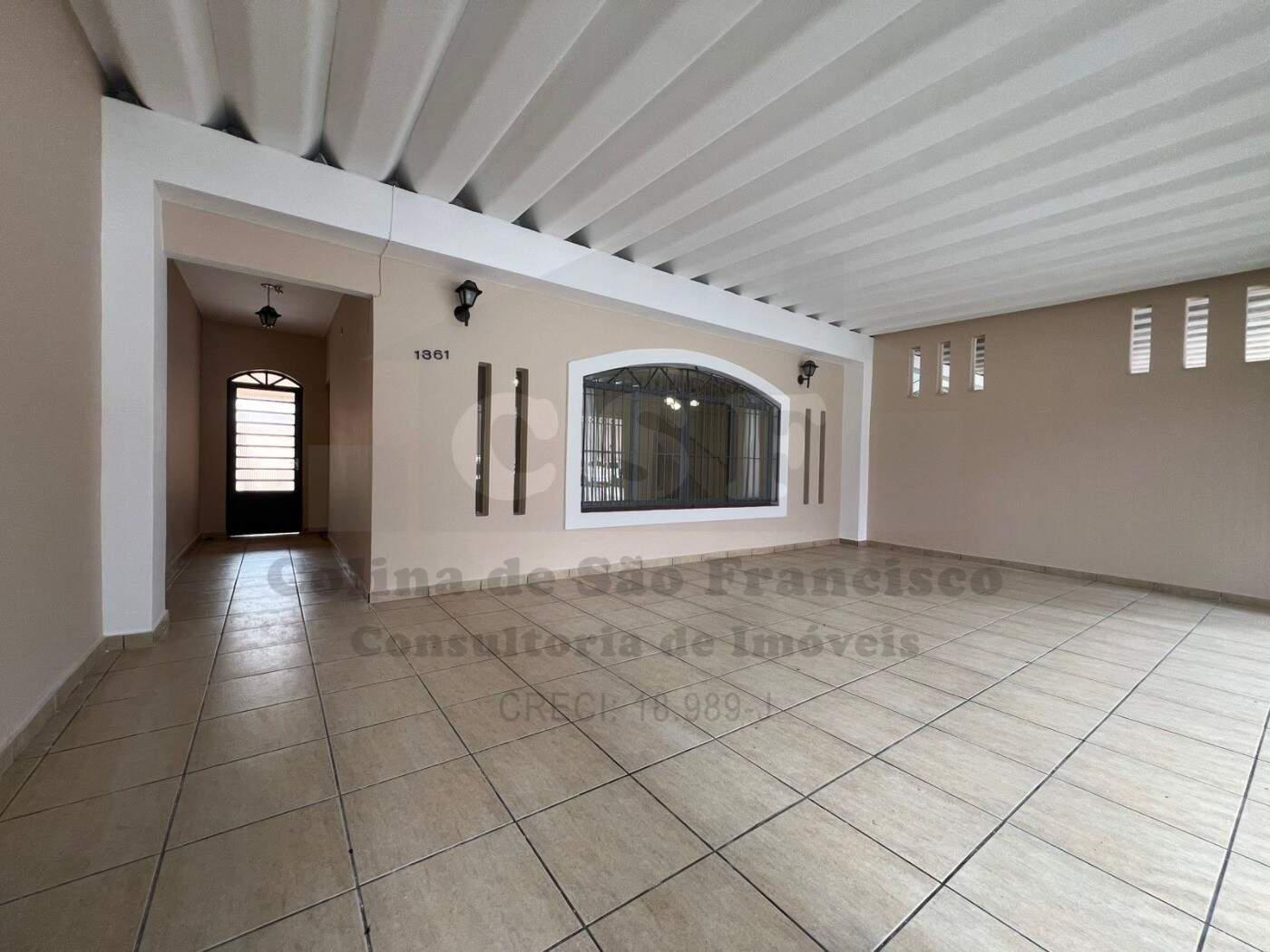 Casa para aluguel no Vila Yara: Foto 01