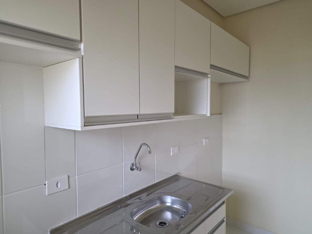 Apartamento para aluguel no RIO PEQUENO: 
