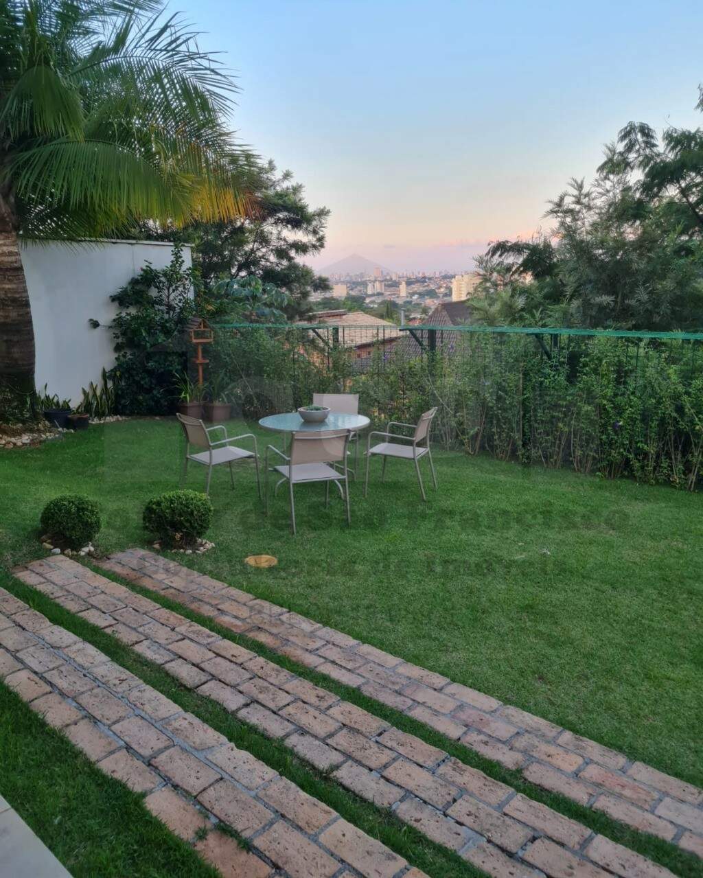 Casa à venda no PARQUE DOS PRINCIPES: Foto 01
