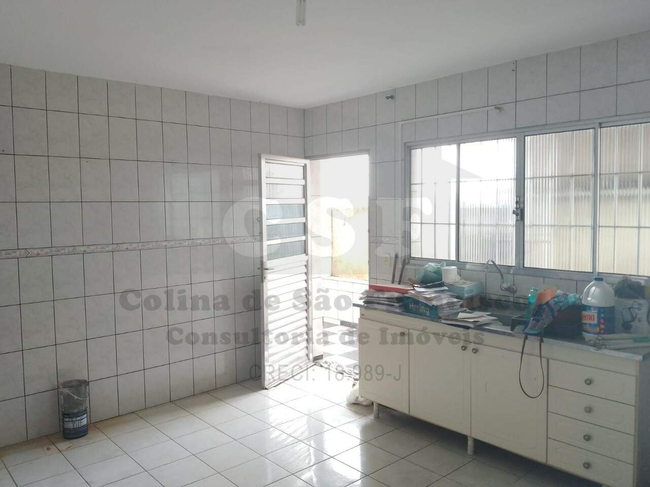 Casa à venda no BUSSOCABA: Foto 01