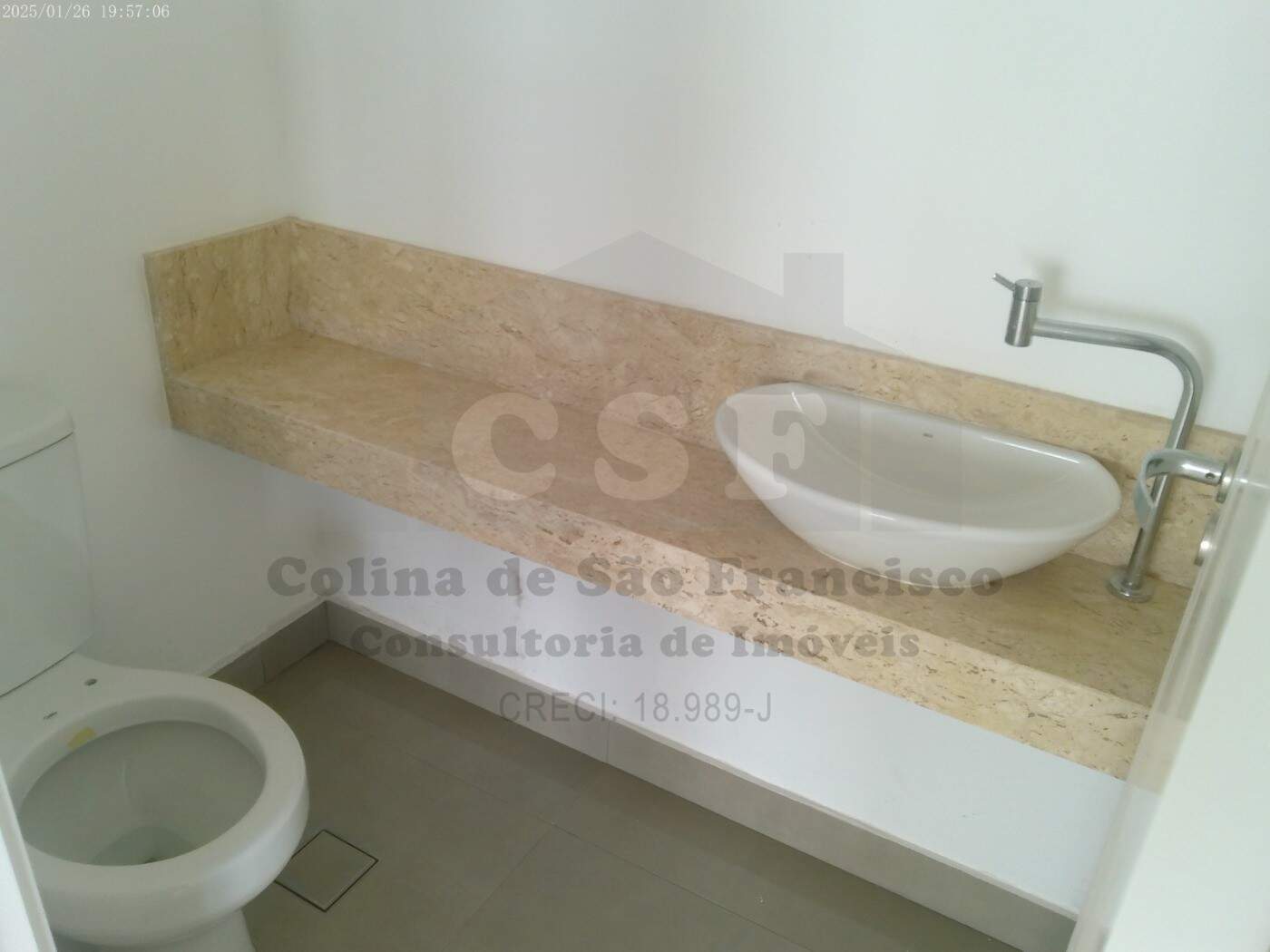 Apartamento à venda no Centro: Foto 01