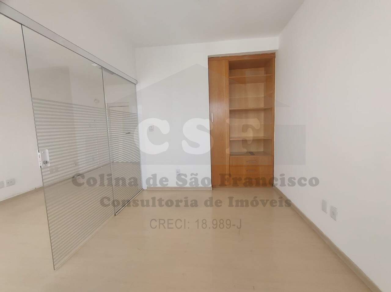 Sala à venda no CERQUEIRA CESAR: Foto 02