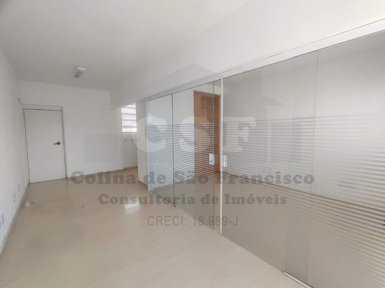 Sala à venda no CERQUEIRA CESAR: Foto 03