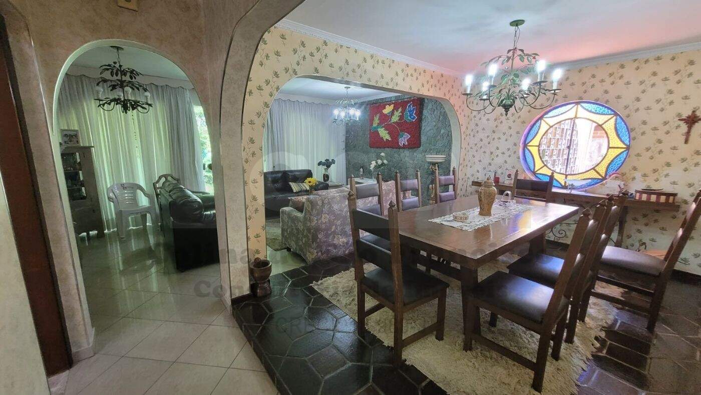 Casa à venda no PARQUE CONTINENTAL: Foto