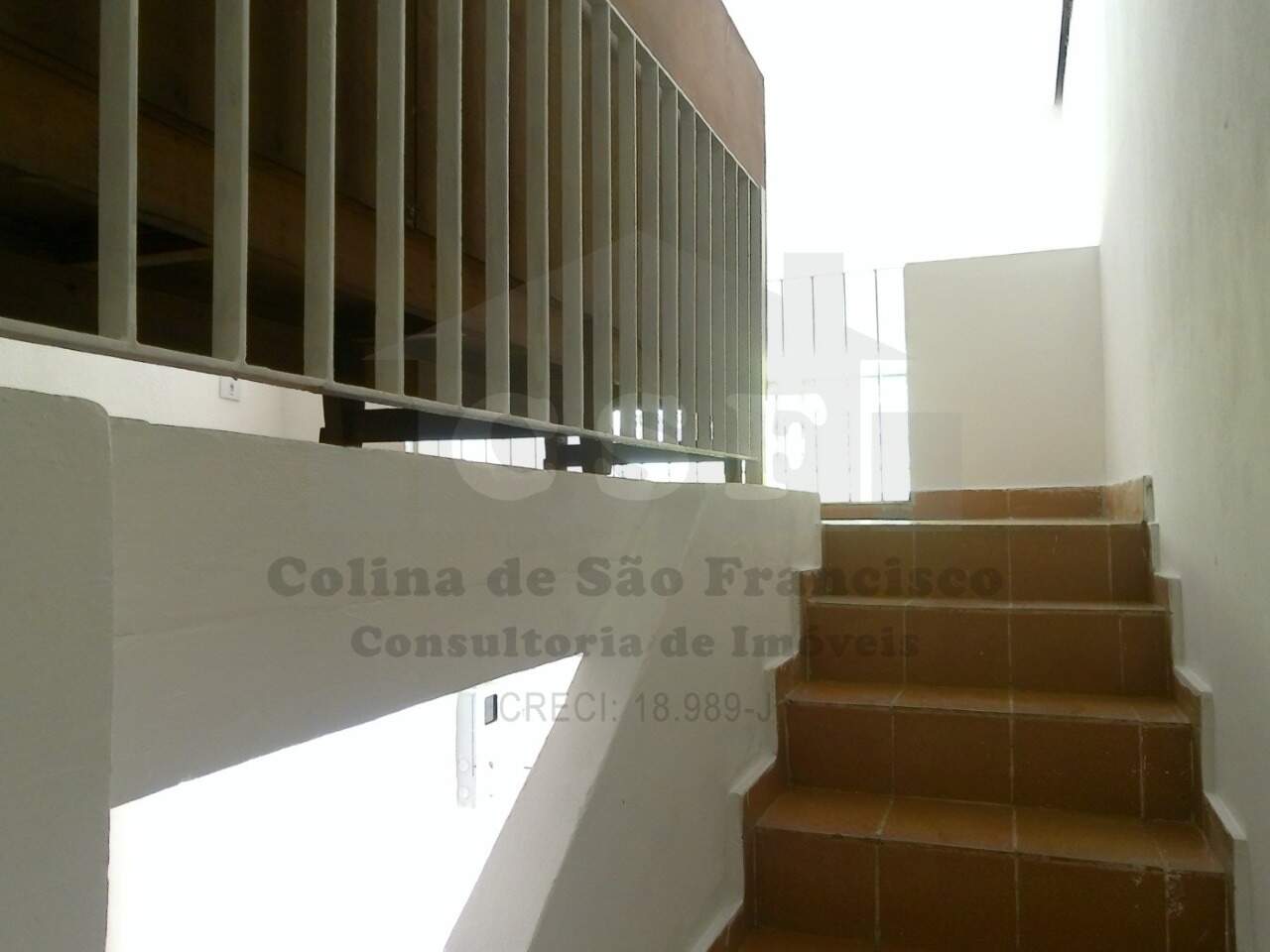 Salão para aluguel no Vila Yara: 