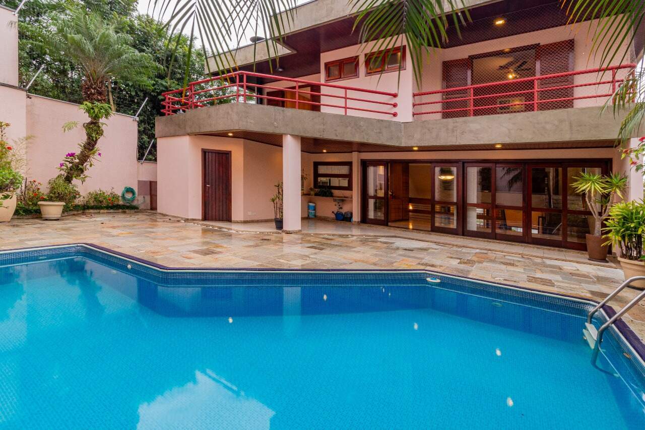 Casa à venda no PARQUE DOS PRINCIPES: 