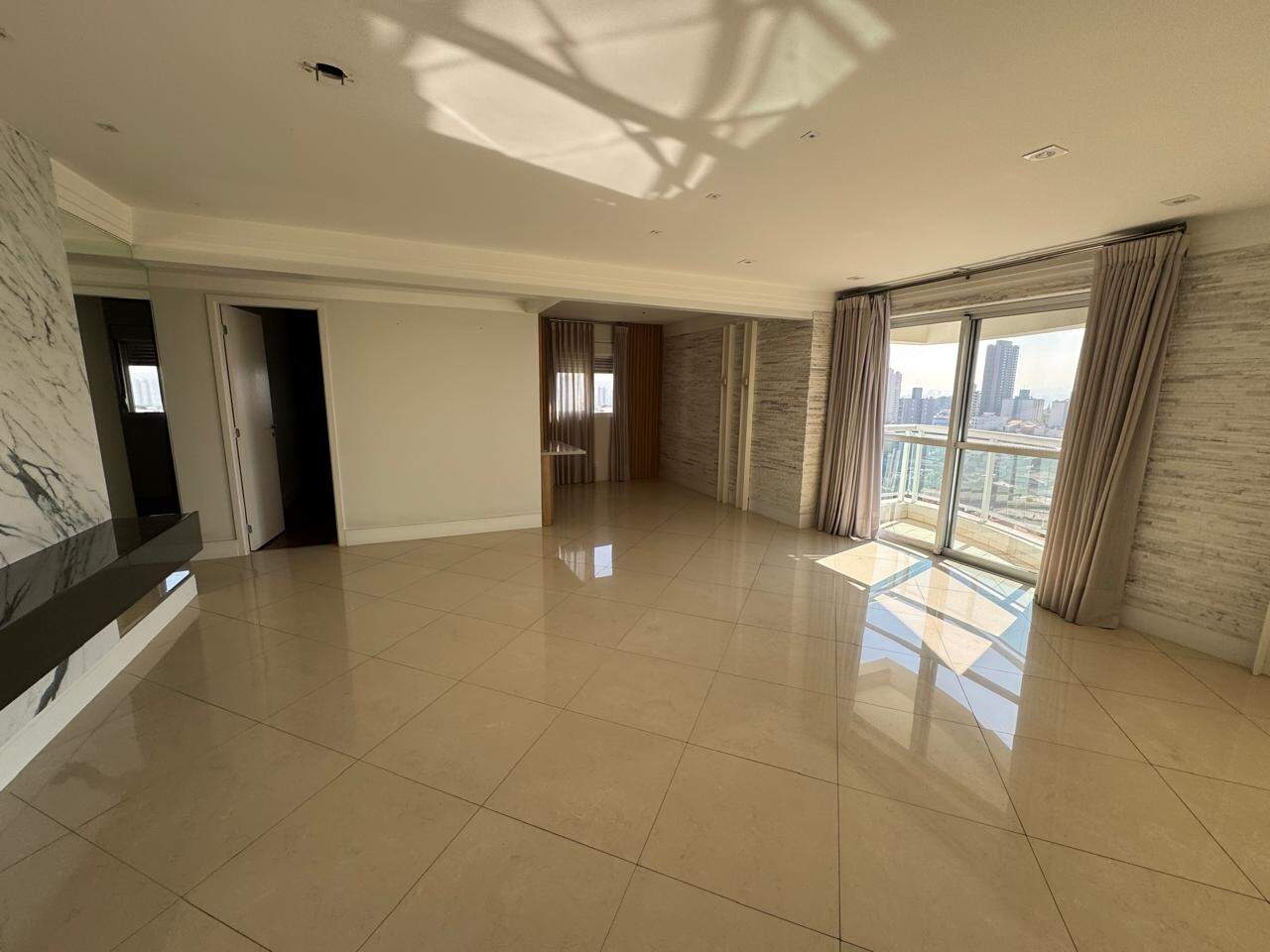 Apartamento à venda no Vila Yara: 