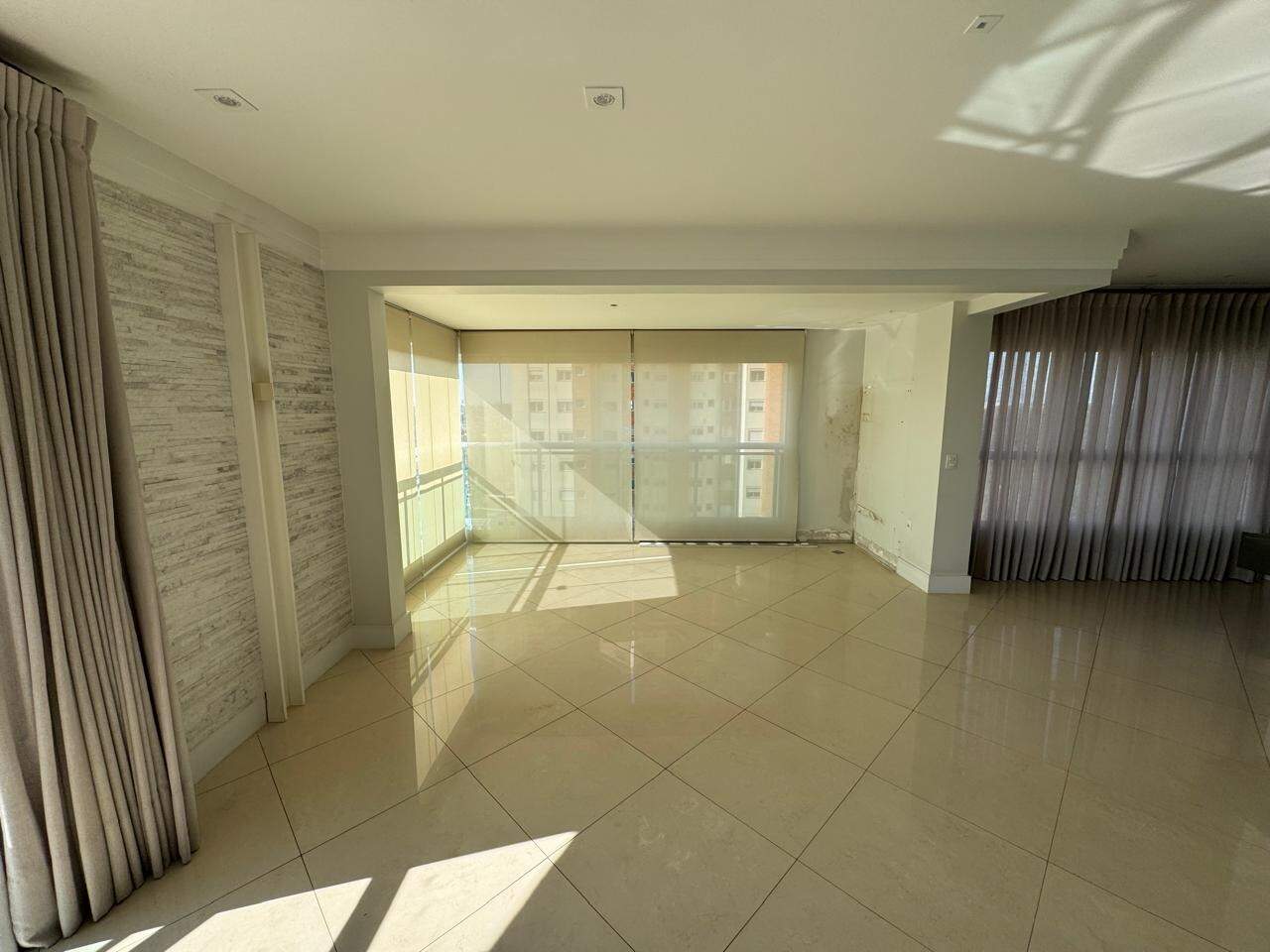 Apartamento à venda no Vila Yara: 