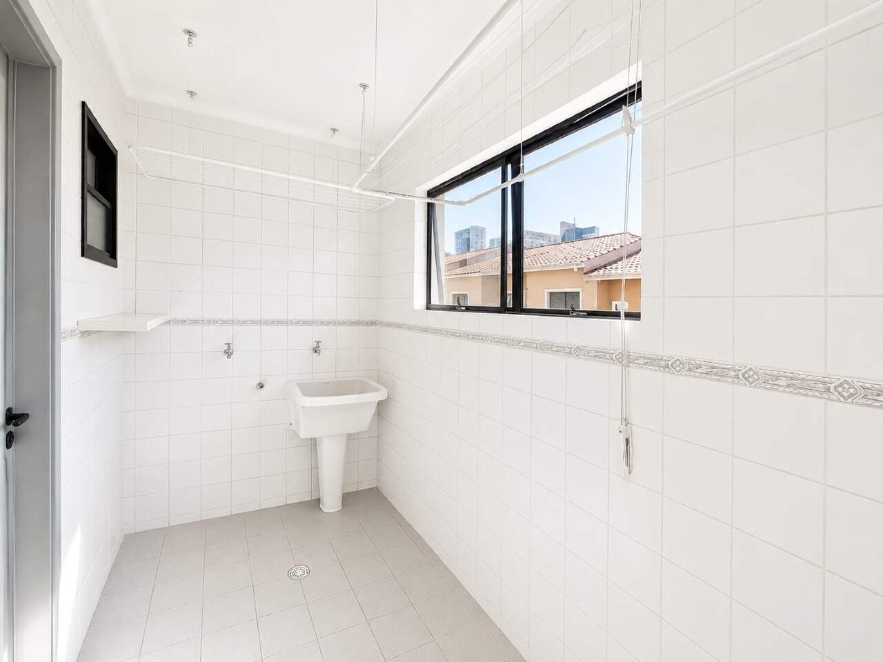 Casa para aluguel no Vila São Silvestre: 