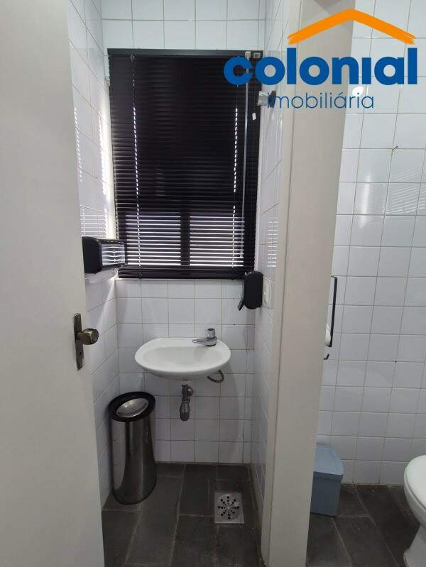 Sala à venda no Centro: Foto 01