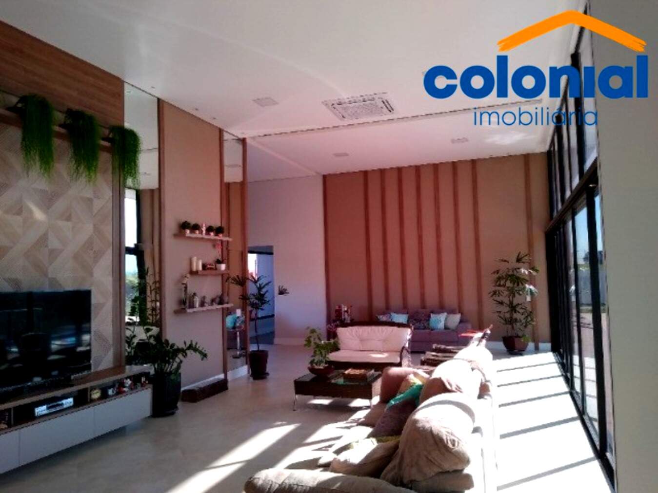 Casa à venda no Medeiros: Foto 01