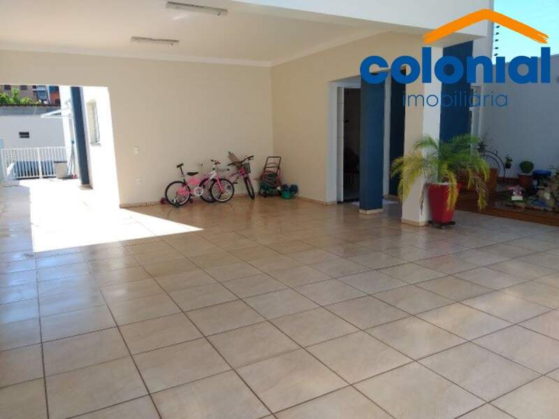 Casa à venda no JARDIM COLONIA: Foto 02