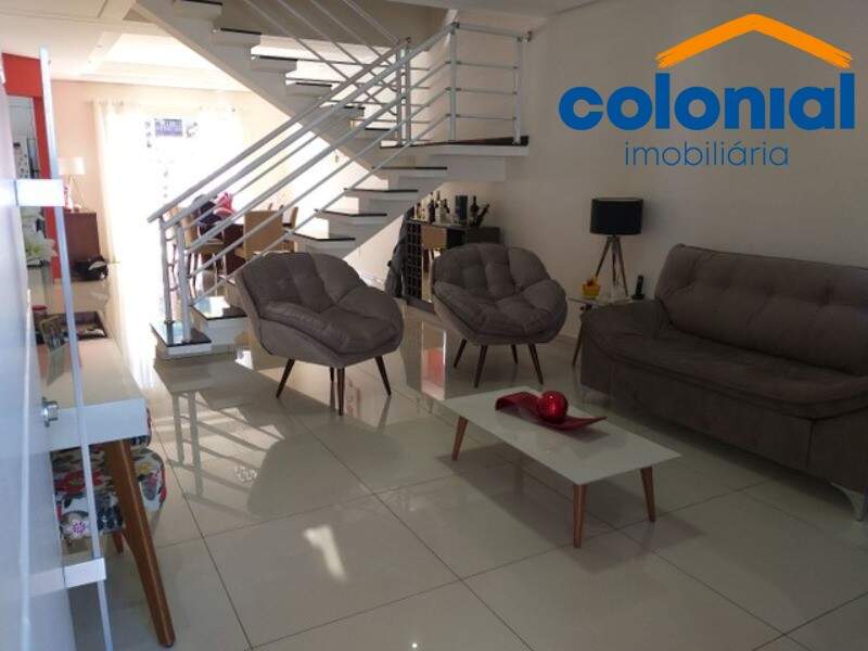 Casa à venda no JARDIM COLONIA: Foto 01