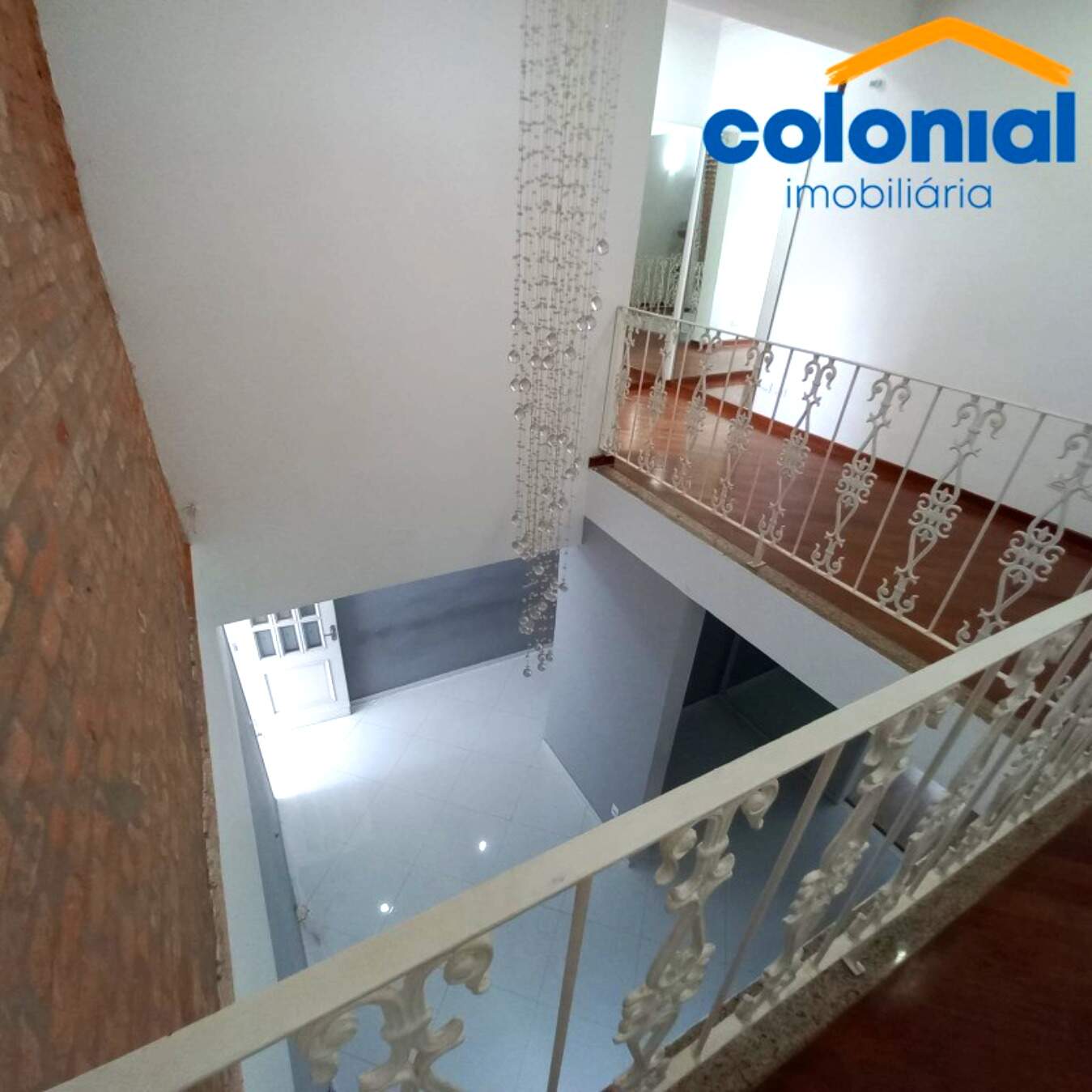 Casa à venda no Centro: Foto 01