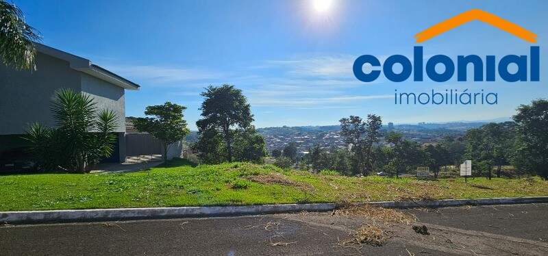 TERRENO à venda no LOTEAMENTO PORTAL DA COLINA: Foto 01