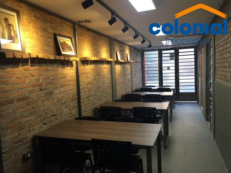 Casa à venda no Centro: Foto 01