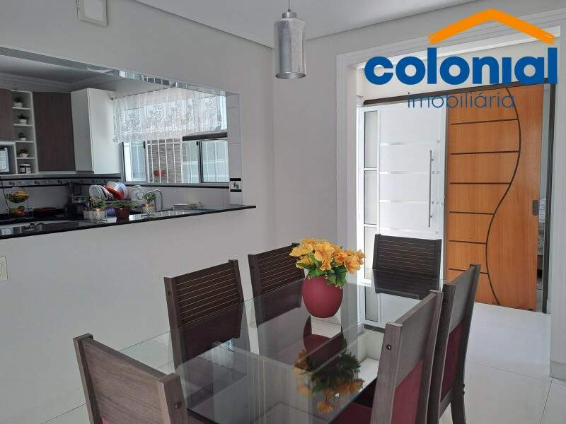 Casa à venda no Medeiros: Foto 01