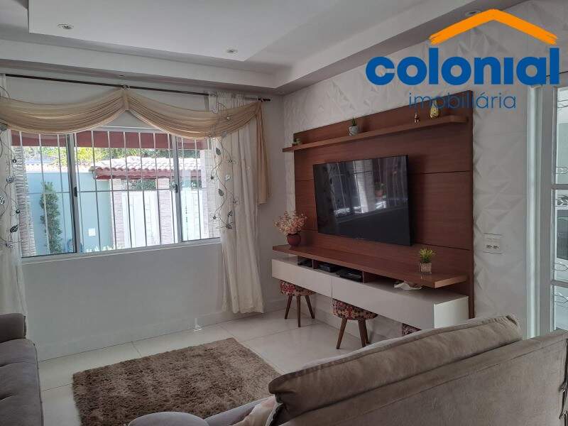 Casa à venda no Medeiros: Foto 01