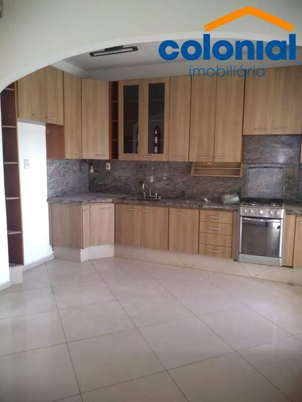 Casa à venda no CIDADE LUIZA: Foto 01