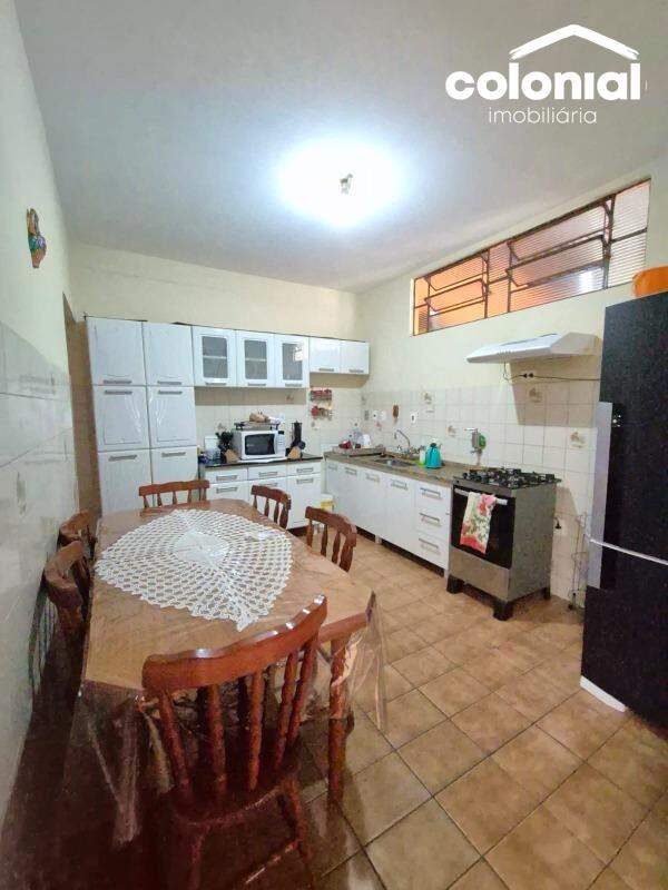 Casa à venda no Jardim do Lago: 