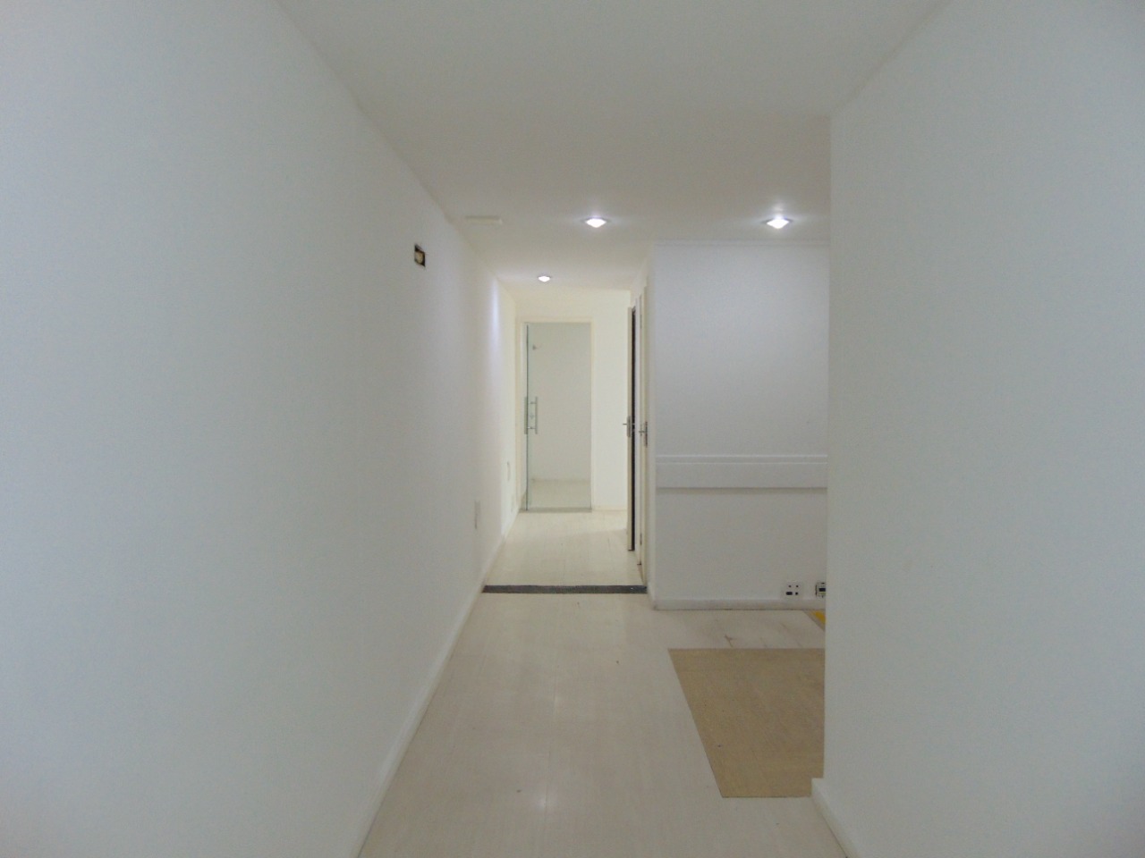 Salas/Conjuntos para aluguel no Barra da Tijuca: 