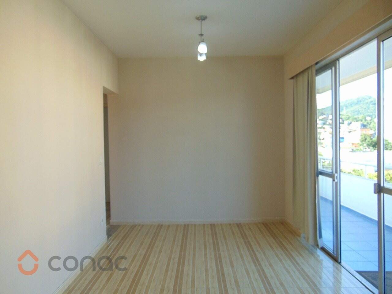 Apartamento à venda no Taquara: 