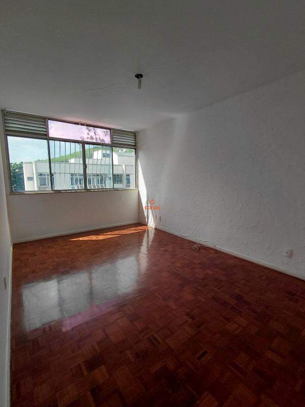Apartamento para aluguel no Rocha: 