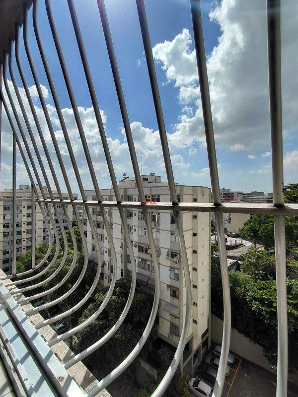Apartamento para aluguel no Rocha: 