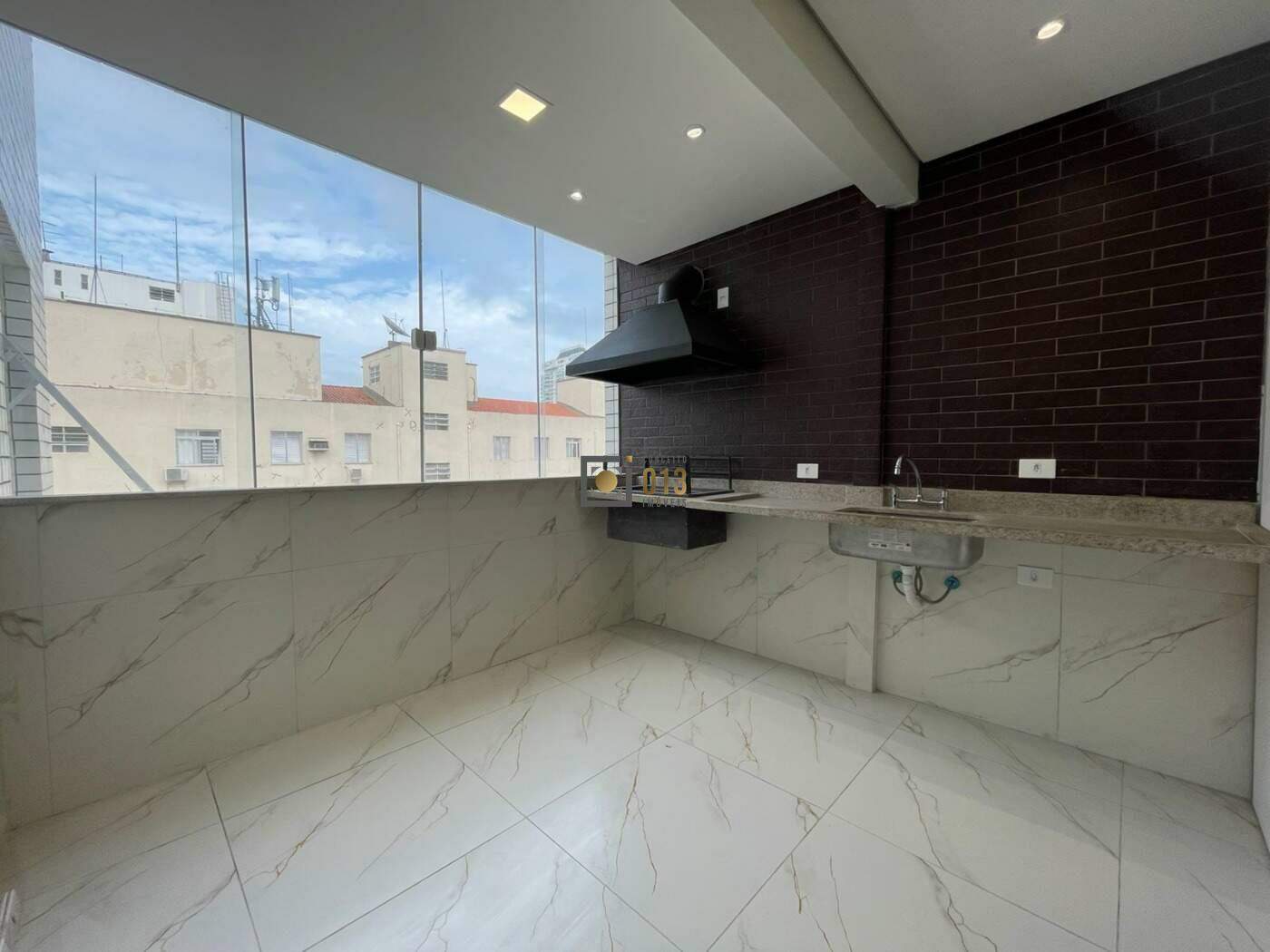 Apartamento à venda no Gonzaga: Foto 01