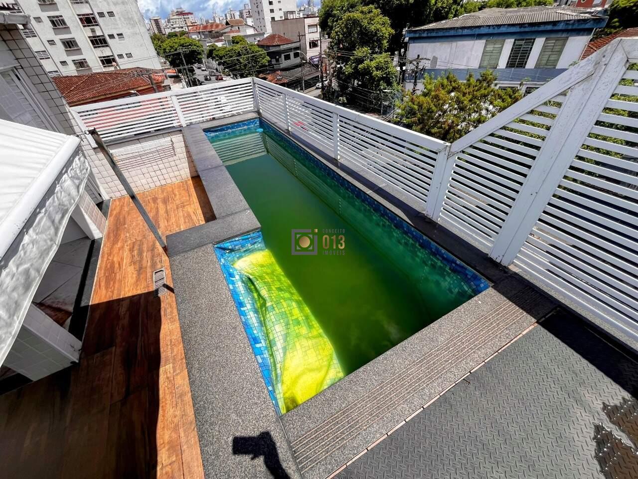 Casa à venda no Embaré: 