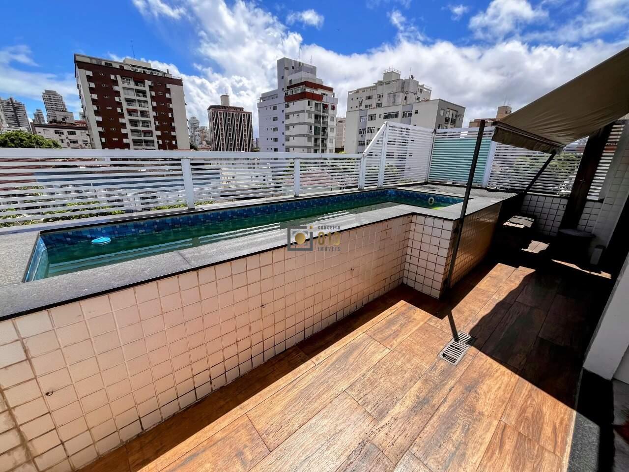 Casa à venda no Embaré: 