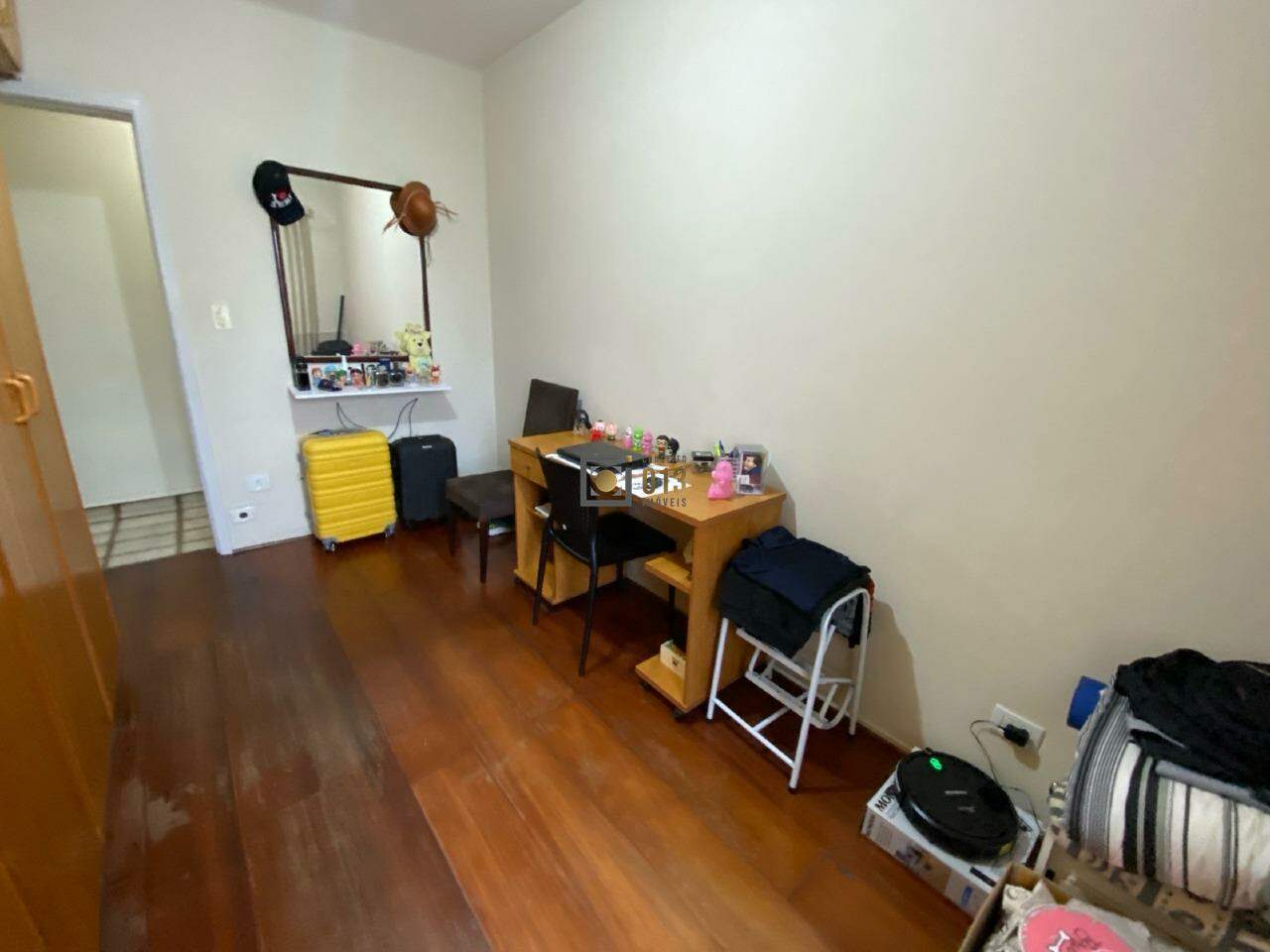 Apartamento à venda no Encruzilhada: 