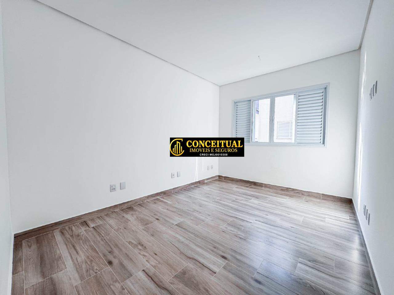 Apartamento à venda no Medicina: 