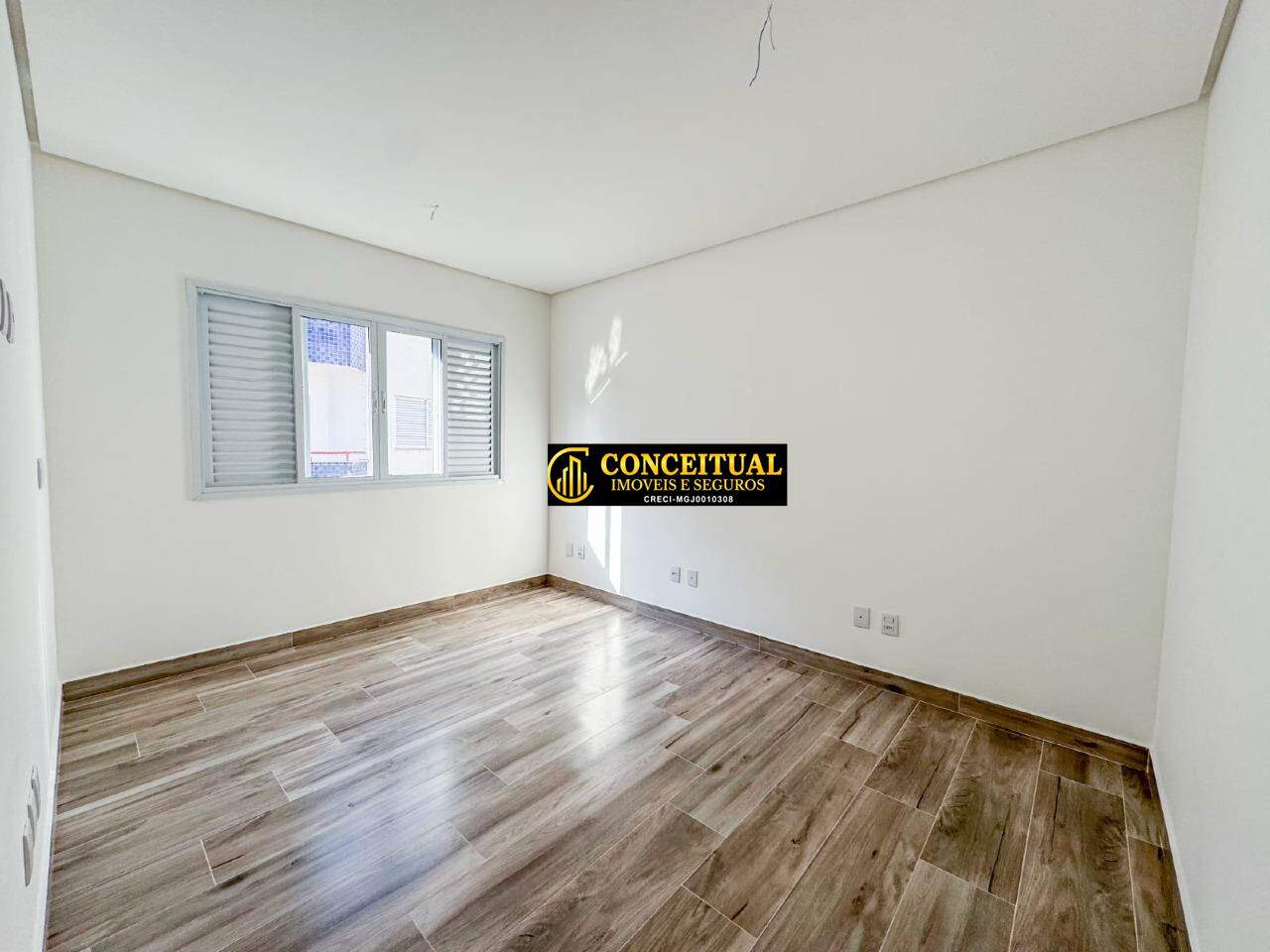 Apartamento à venda no Medicina: 