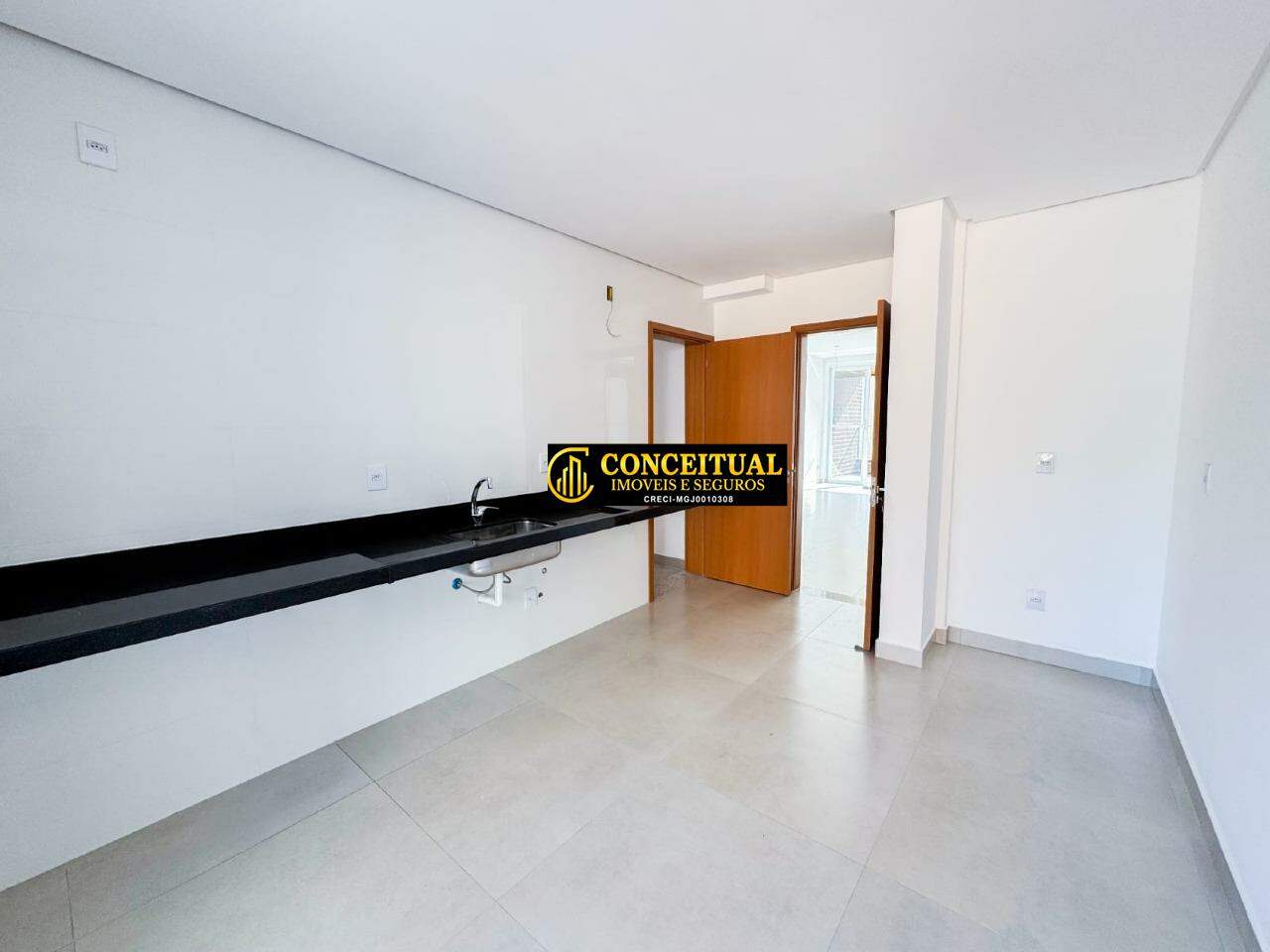 Apartamento à venda no Medicina: 