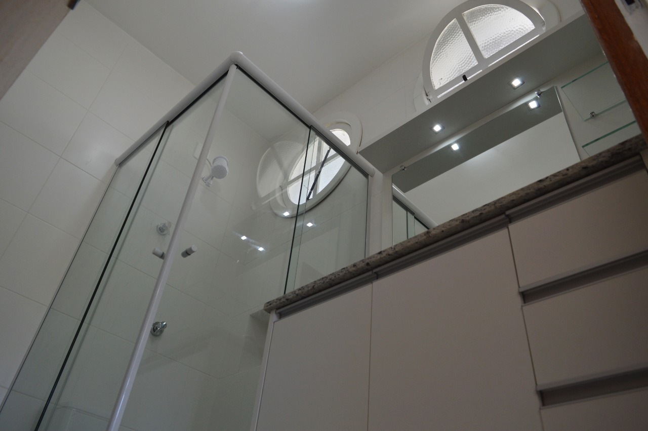 Apartamento para aluguel no Carvoeira: 